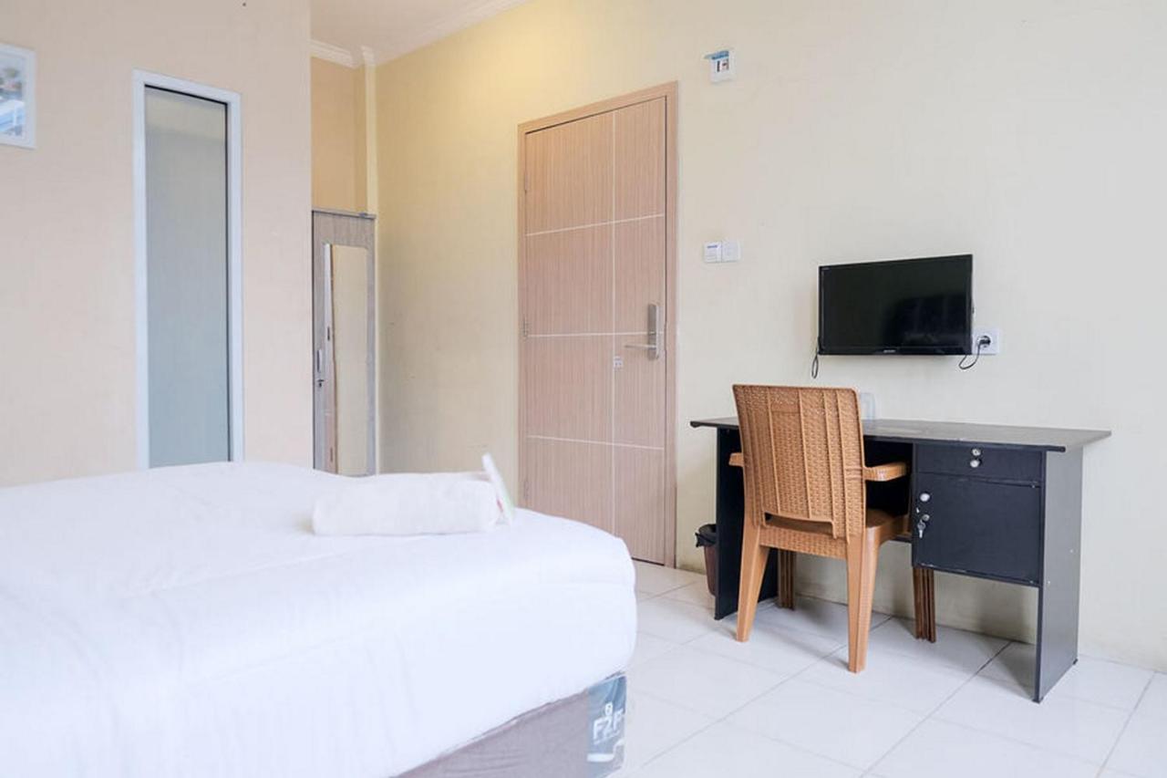 Urbanview Hotel Ta Ke Jelutung Puncak Jambi Exterior foto